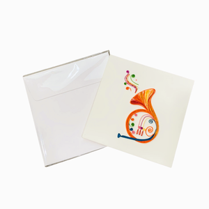 Carte en quilling sur le thème de la musique classique, instrument cor français, carte en quilling haut de gamme, cartes de vœux faites à la main pour les amateurs de musique - Product Image 3