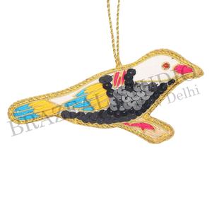 Ornements de Noël personnalisés en velours satiné écologique faits à la main par Brazeal Studio, brodés de perles, fils dorés, oiseau - Product Image 3