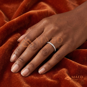 Anillo clásico de circonita brillante, anillo de eternidad de oro rosa, anillo minimalista para mujer, regalo de joyería fina - Product Image 4