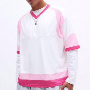 เสื้อฟุตบอลอเมริกันคุณภาพสูงแบบ OEM ปักโลโก้ด้วยเพชรเทียม ผ้าตาข่าย ทรงโอเวอร์ไซส์ ยูนิเซ็กส์ สไตล์ฮิปฮอป ผู้ผลิตเสื้อฟุตบอล - Product Image 1