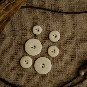 High Quality Custom Round 4-Hole Buffalo Bone Animal Style Durable <b>Handmade</b> Sewing Buttons for <b>Clothes</b> Shirt Suit buffalo bone - Product Image 3