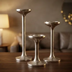 Supports à bougies modernes en aluminium, élégants bougeoirs en métal, chandeliers décoratifs hauts, centre de table fait main, décoration intérieure - Product Image 2