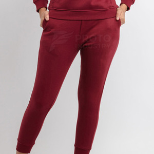 ชุดวอร์มผู้หญิงแบบสองชิ้น เสื้อฮู้ดและกางเกงขายาว เนื้อผ้านุ่ม ใส่สบาย เหมาะสำหรับวิ่งและเล่นกีฬา - Product Image 4