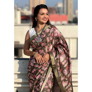 Sari de Noche Estilo Tradicional en Seda Tussar Verde Botella con Borde Tejido Zari, Protección Solar, 500g, Tejidos de Primera Calidad - Product Image 3