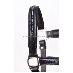 Cabestrillo de caballo de carreras de cuero genuino, diseño personalizado, de Color negro, con perlas azules ostentosas - Product Image 2