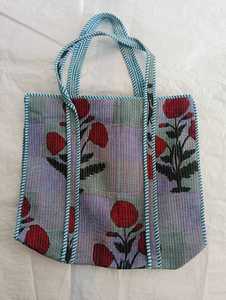 Handmade Quilted Cotton Tote Bag Handblock <b>Printed</b> Zipper Closure Travel Shopping Bag for Women Stylish Shoulder Bag - Product Image 3