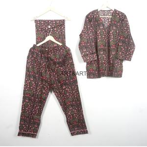 ART&ART Conjunto de Pijama Elegante de Algodón Floral de 3 Piezas para Mujer, Manga Larga, Cuello en V, Ropa de Dormir Informal, Cintura Elástica, Largo hasta el Tobillo, Secado Rápido - Product Image 5
