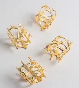 Anneau de serviette en métal de luxe fait main, intemporel, pour une table de prestige, fabriqué par Zahid Exports en Inde - Product Image 1