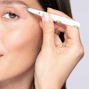 Powder Coated Car Printed Eyebrow Tweezers Custom Logo Sustainable Steel Slanted Pointed Tips Brow Tweezers With Low MOQ - Product Image 6
