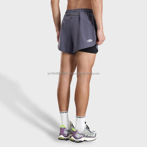 กางเกงขาสั้นผ้าโพลีเอสเตอร์ระบายอากาศได้ดีแบบทูอิน1แห้งเร็วสำหรับผู้ชาย - Product Image 3