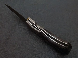 Cuchillo Plegable de Combate de Acero de Damasco con Mango de Madera, Hoja de Punta Caída, Perilla de Pulgar, 7 Pulgadas, OEM con Funda de Cuero - Product Image 5