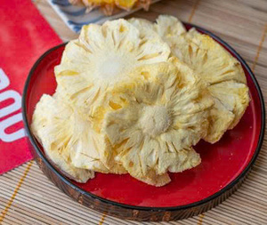 Tranches d'ananas naturelles lyophilisées du Vietnam pour garniture de pâtisserie et collations de fruits croustillants saines en vrac - Product Image 6