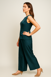 จั๊มสูทสีเขียวอมฟ้าแบบไม่มีแขน ดีไซน์เอวเปปลัมพร้อมซิปสีทอง ขากว้าง ผลิตจากผ้าโพลีเอสเตอร์ มีไซส์ M L XL XXL ขายส่ง - Product Image 4