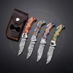 Couteau pliant de survie multifonctionnel artisanal Damas, manche en os brûlé, couteau de poche avec étui en cuir - Product Image 5
