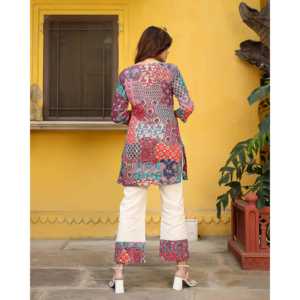 Conjunto de Kurta Corta Transpirable de Crepé con Parches Variados para Mujer, Talla XS, con Mangas Tres Cuartos - Product Image 4