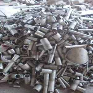 Chatarra de titanio de alta pureza (99%) disponible a granel, con una fuerte composición metálica y una resistencia duradera para la producción industrial. - Product Image 6