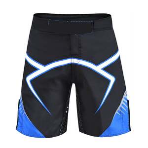 Shorts de boxe pour hommes en sublimation, logo personnalisé, shorts de combat respirants, short MMA personnalisé pour l'entraînement, fabriqué au Pakistan - Product Image 2