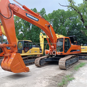 รถขุดตีนตะขาบไฮดรอลิกญี่ปุ่น Doosan DH420LC-7 มือสอง ขนาด 42 ตัน รุ่นปี 2018-2022 ความจุบุ้งกี๋ 2 เมตร  พร้อมเครื่องยนต์ Isuzu และปั๊ม  มีสินค้าในสต็อก - Product Image 3