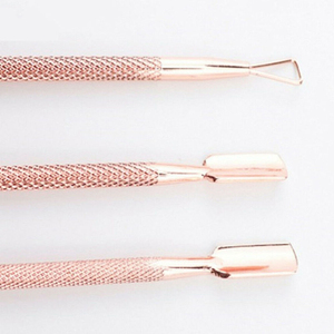 Kit de Manucure Professionnel 3 Pièces en Acier Inoxydable Rose Doré pour Soin des Ongles, Repousse-cuticules et Dissolvant de Gel – Marque Privée - Product Image 5