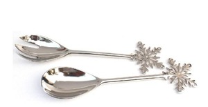 Elegante Juego de Cubiertos de Metal para Ensalada, Cuchara y Tenedor de Acero Inoxidable para un Servicio de Buffet y Mesa de Comedor con Estilo - Product Image 1