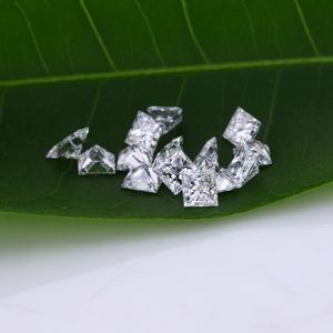 เพชรทรงปรินเซสคัท ขนาด 2.50 x 2.50 มม. สี D–F ความสะอาด VVS2–VS1 – ความเจิดจรัสสูง หินเม็ดเดี่ยว ตัดอย่างแม่นยำ ผิวเรียบเนียน - Product Image 3