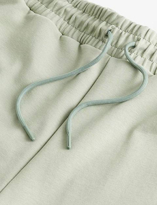 Pantalones Cortos Bermuda Casuales Vintage para Hombre, Color Sólido, Cintura Elástica, Bolsillos Laterales, Tela de Algodón Transpirable, Cierre con Cordón Ajustable - Product Image 4