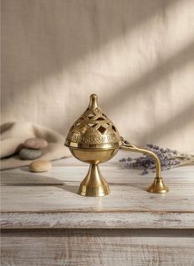 Quemador de Incienso de Latón con Forma de Hoja de Ginkgo NEHA ENTERPRISES, Soporte para Aromaterapia, Incensario Calado, Hecho a Mano, Ecológico - Product Image 5