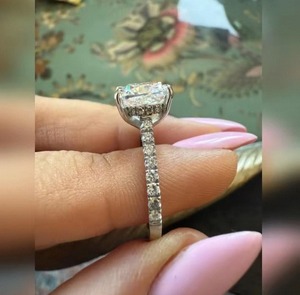 Anillo de lujo con diamante cultivado en laboratorio de corte cojín para mujer, plata 925, regalo de compromiso y boda con certificación IGI SGL, piedra de 3 quilates - Product Image 5