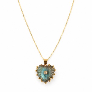 Colgante de Corazón de Piedra Natural con Diseño Único Vintage, Chapado en Oro de 18K, con Incrustaciones de Zirconia y Labradorita Colorida, para Fiestas - Product Image 1