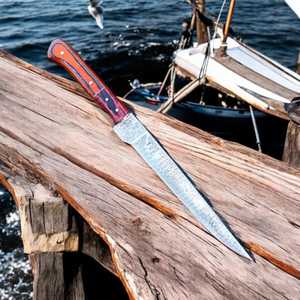 Couteau à filet en acier damas forgé à la main de 12 pouces |   Couteau de chasse personnalisé avec manche en bois, embouts en laiton et étui - Product Image 1