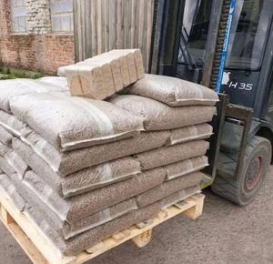 Granulés de biomasse de pin de qualité supérieure 6 MM, granulés organiques, longue durée de conservation, origine Jammu Kashmir, humidité 2-3%, EXIMVISTA, chauffage - Product Image 4