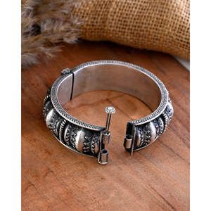 Pulsera de Plata con Cuentas Finas Meera Jaipur Kavya con Diseño Elegante e Intrincado para Mujer - Product Image 2