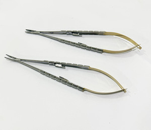 Ensemble de porte-aiguilles Castroviejo, droit et courbé, 7 pouces, acier inoxydable, instruments chirurgicaux certifiés CE - Product Image 2