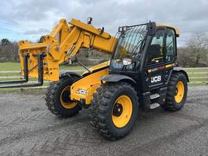 Chariot télescopique JCB haute performance 542-70 — 7 m — 4 100 kg - Product Image 3