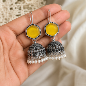 ต่างหูแบบจุมก้าหินตาแมวสีเหลืองแบบออกซิไดซ์พร้อมมุกห้อย ขายส่ง - Product Image 3