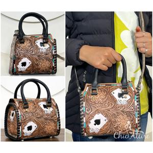 Sac à main Western en cuir repoussé à la main, modèle Mini Speedy, avec motif dés As de Pique, pour femme, en cuir de vachette premium, sac de voyage type baril - Product Image 1