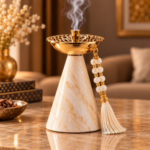 Brûleur à Bakhoor de luxe en marbre noir avec couvercle en acier inoxydable doré et perles de prière - Product Image 4