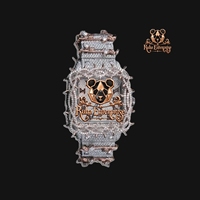 Montre automatique à facettes de diamant avec boîtier en acier inoxydable brossé et bracelet en métal