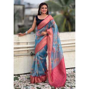 Sari de soirée en soie froissée bleue Elite Weaves, imprimé floral, avec bordure tissée Zari, 500g - Product Image 5