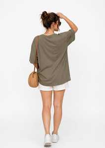 เสื้อยืดผู้หญิงฤดูร้อน สีกรมท่า ผ้าฝ้ายนุ่ม สวมใส่สบาย แขนสั้น ระบายอากาศได้ดี คุณภาพสูง ปรับแต่งได้ คอวี ไหล่ตก ลายดอกไม้ - Product Image 6