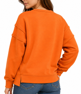 Pull-over personnalisé style universitaire à col montant en molleton épais avec applique de lettres en twill pour la sororité, l'esprit scolaire et les jours de match - Product Image 6