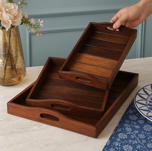 Plateau de service moderne en bois d'acacia fait main avec poignée, design à lattes polies, idéal pour baptêmes, thé, café et services de restauration petit-déjeuner - Product Image 2