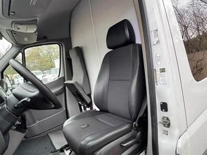 Tracteur routier diesel 6x4 à haute traction, camion lourd pour le transport logistique sur terrains difficiles - Product Image 2