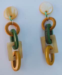 Boucles d'oreilles de luxe faites à la main en corne véritable de buffle, bijoux de mode légers et élégants, boucles d'oreilles statement - Product Image 6