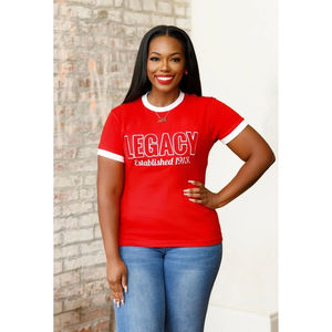 Camiseta Delta Legacy con Bordado Chenille, Prenda de Algodón Premium para Hermandades, Ropa Griega DST, Camiseta con Ribete Negro - Product Image 2