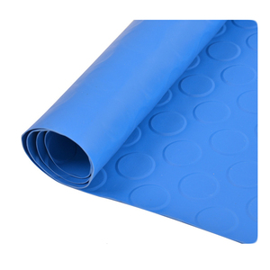 Tapis en caoutchouc antidérapants et anti-vibrations pour allées de garage extérieures et parkings - Product Image 1