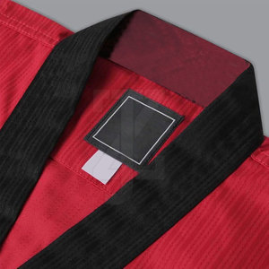 Vêtements d'entraînement d'arts martiaux, uniforme de Taekwondo pour les cours, les écoles et les séances d'apprentissage - Product Image 3