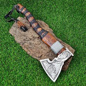 Tomahawks en acier Damas de haute qualité de Steel Craft International, manche en bois de frêne de qualité industrielle, design Damas populaire - Product Image 1