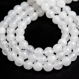 Perles rondes micro-facettées en jade blanc naturel pour la création de bijoux, bracelets, colliers, artisanat DIY - Product Image 1