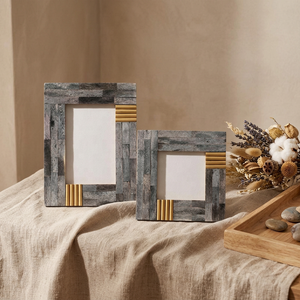 Cadre photo personnalisé FAIZA CRAFT fait main en MDF avec incrustation d'os, impression UV, étanche, accents dorés, vertical pour table - Product Image 1